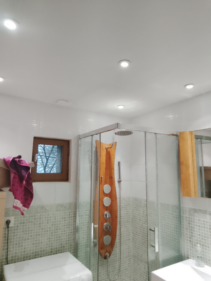 Chambre / plafond / murs